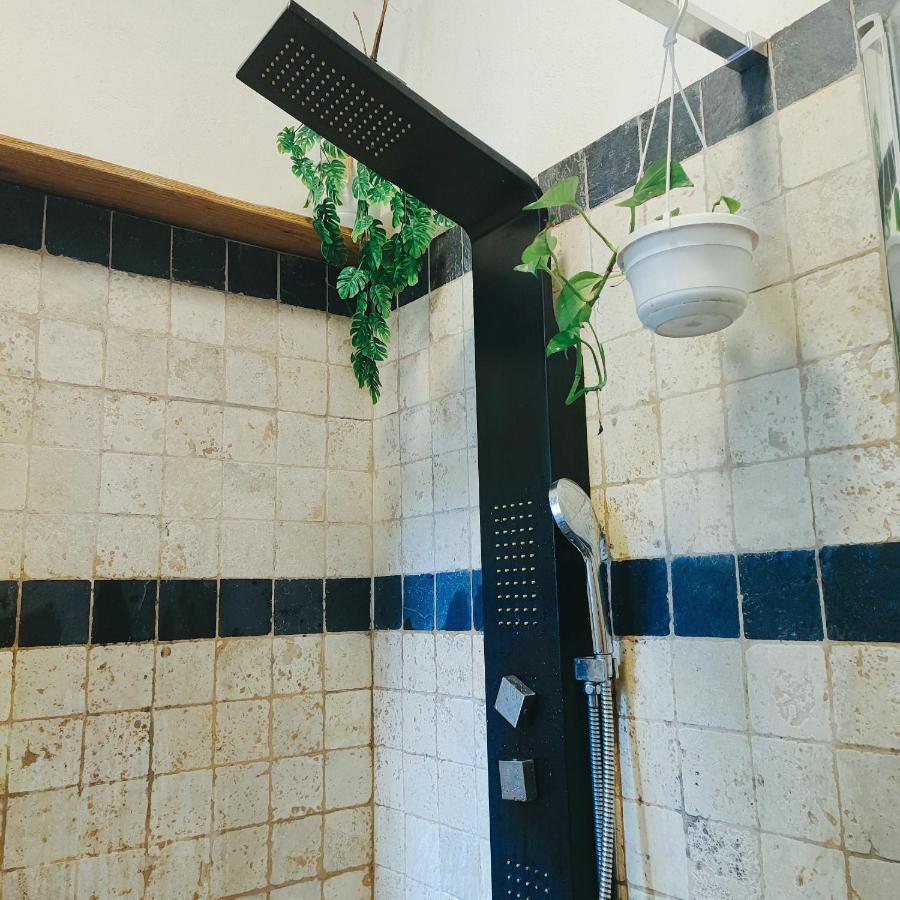 Chambres D'Hotes Dans Mas Avec Jardin En Bord De Riviere Saumane Exterior foto